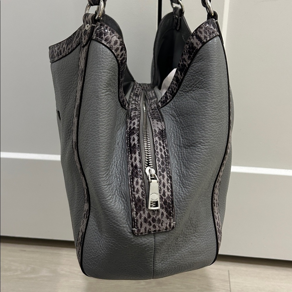 Coach (EUC) Kristy Shoulder Bag in Granite & Snake Embossed Leather Trim - Picture 8 of 14